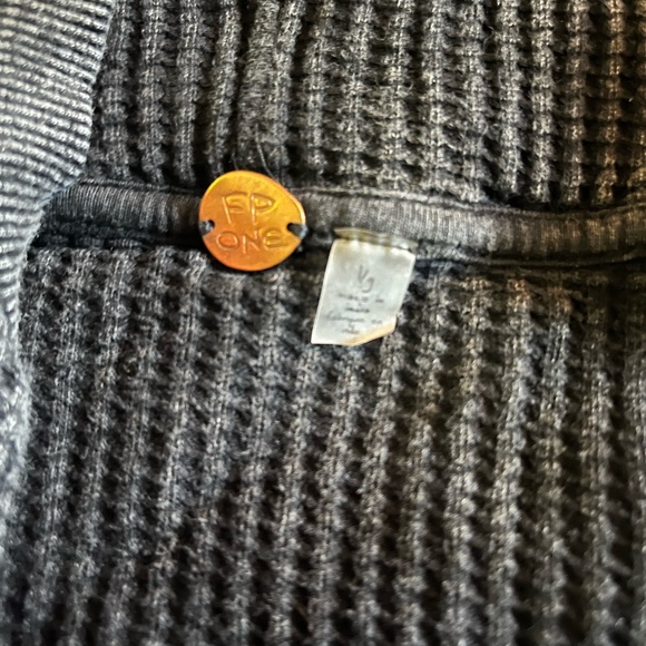 SOLD FREE PEOPLE FP ONE ASH HOODIE BLACK LARGE - Picture 3 of 6